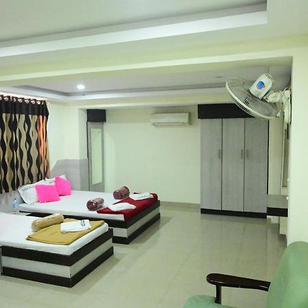 Отель Thaibah Residency Kottakkal Экстерьер фото
