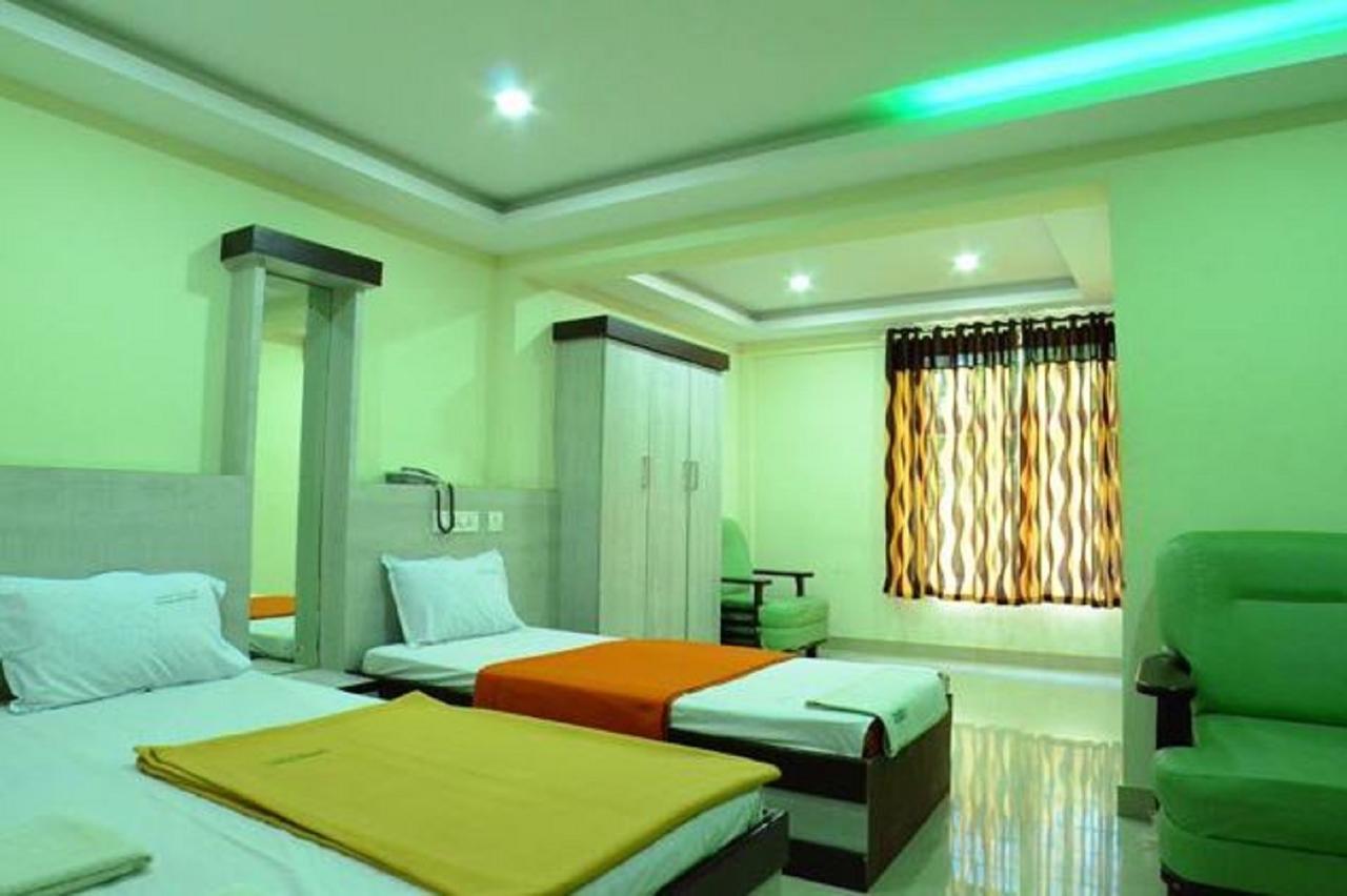 Отель Thaibah Residency Kottakkal Экстерьер фото