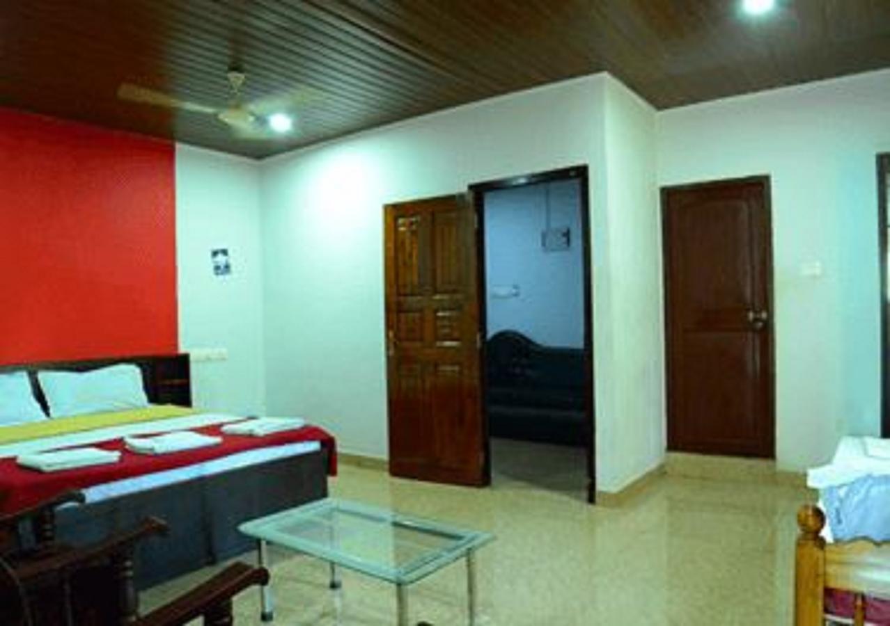 Отель Thaibah Residency Kottakkal Экстерьер фото
